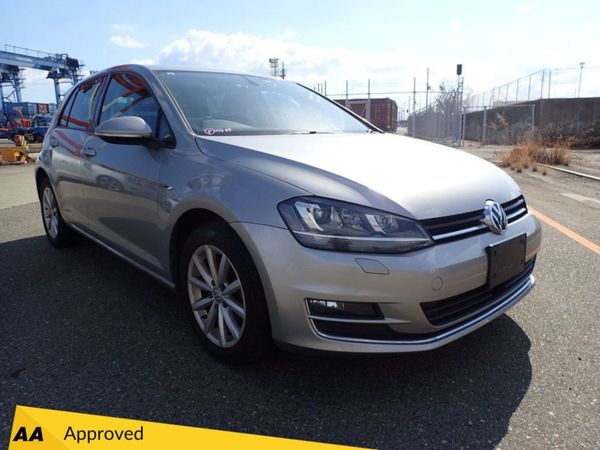 Volkswagen Golf Hatchback, Petrol, 2015, Silver