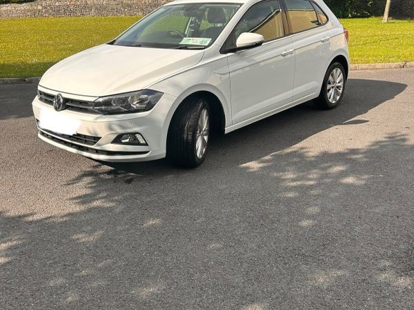 Volkswagen Polo Hatchback, Petrol, 2018, White