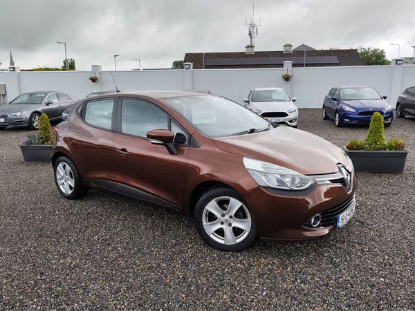Renault Clio Hatchback, Petrol, 2015, Brown
