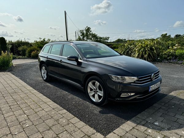 Volkswagen Passat Estate, Diesel, 2020, Grey