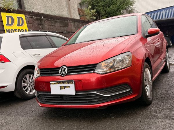 Volkswagen Polo Hatchback, Petrol, 2015, Red