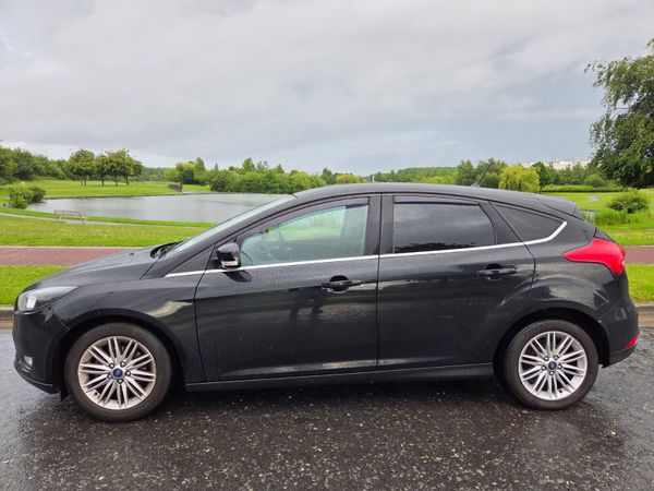 Ford Focus Hatchback, Diesel, 2017, Black