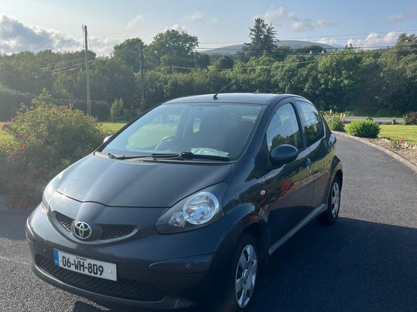 Toyota Aygo Hatchback, Petrol, 2006, Grey