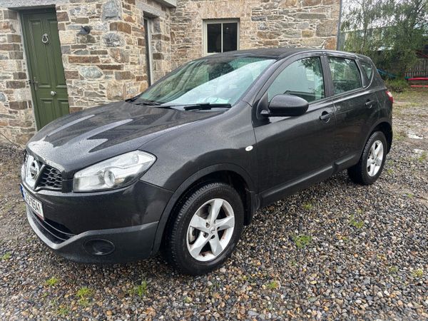 Nissan Qashqai Hatchback, Diesel, 2012, Black