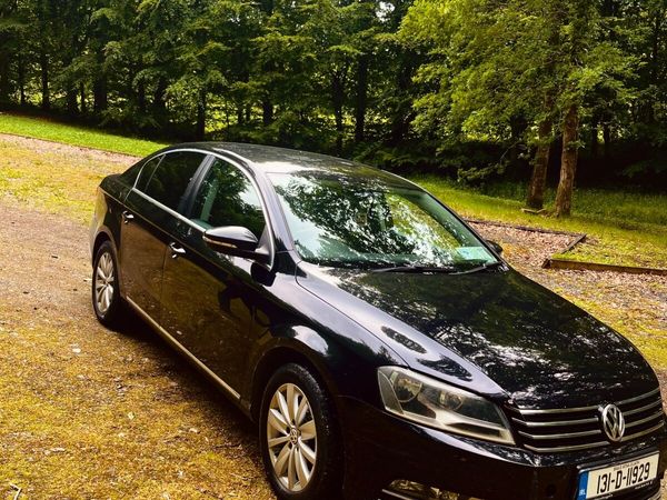 Volkswagen Passat Saloon, Diesel, 2013, Black