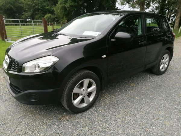 Nissan Qashqai Hatchback, Diesel, 2011, Black
