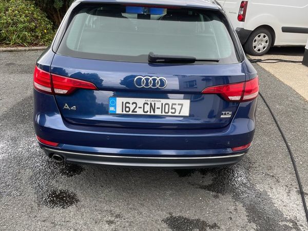Audi A4 Estate, Diesel, 2016, Blue