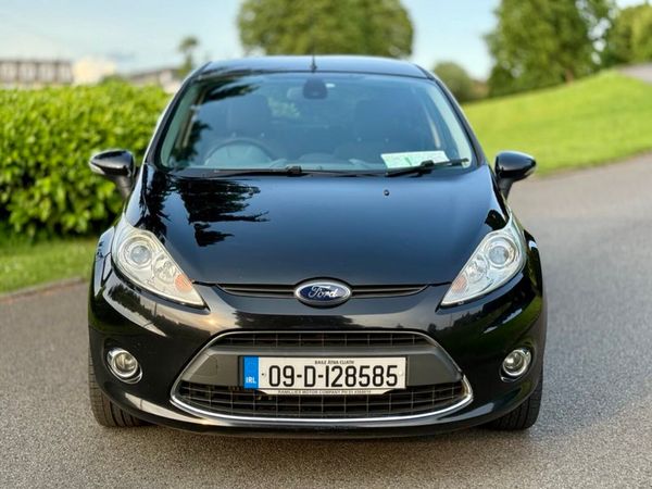 Ford Fiesta Hatchback, Diesel, 2009, Black