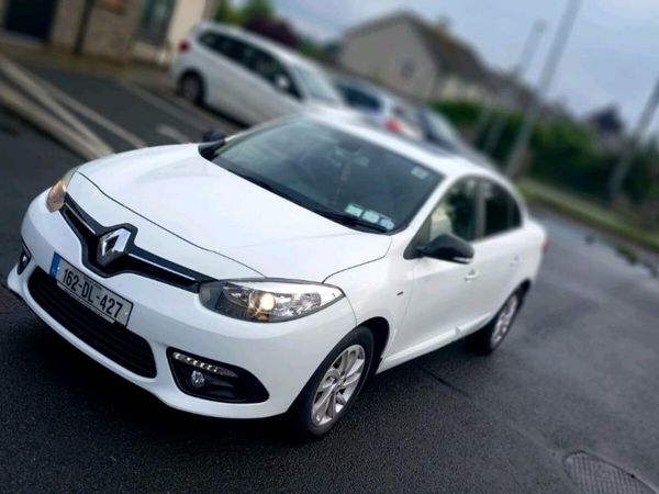 Renault Fluence Saloon, Diesel, 2016, White