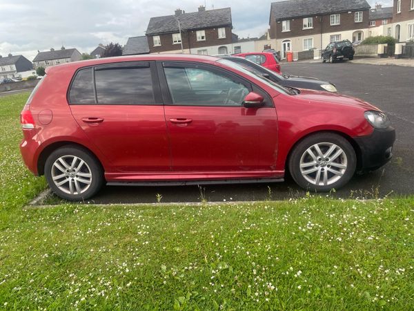 Volkswagen Golf Hatchback, Diesel, 2009, Red