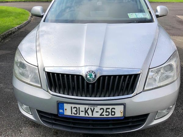 Skoda Octavia Saloon, Diesel, 2013, Silver