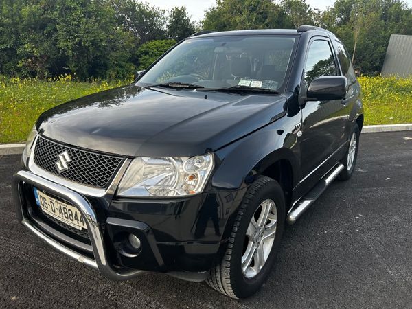 Suzuki Grand Vitara SUV, Petrol, 2006, Black