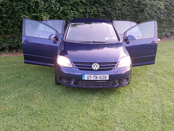 Volkswagen Golf Hatchback, Petrol, 2007, Blue