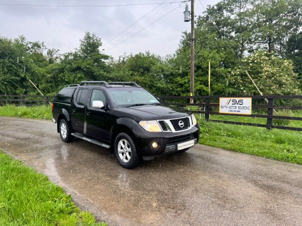 Nissan Navara Crew Cab, Diesel, 2012, Black