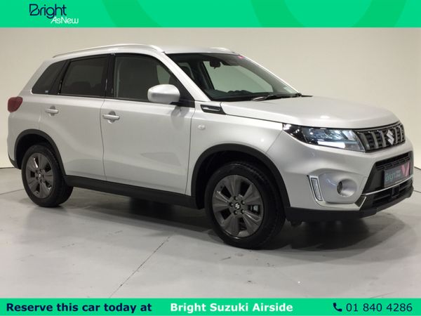 Suzuki Vitara SUV, Petrol Hybrid, 2024, Silver