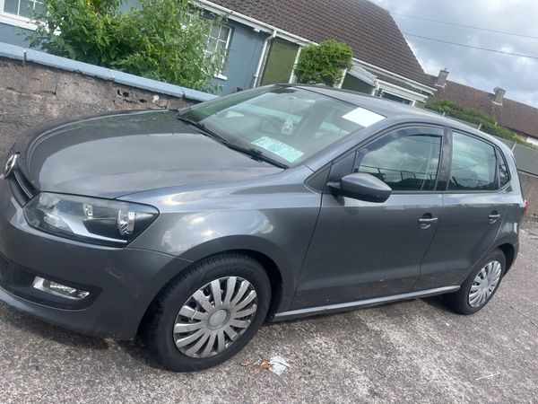 Volkswagen Polo Hatchback, Petrol, 2010, Grey
