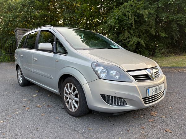 Vauxhall Zafira MPV, Diesel, 2011, Silver