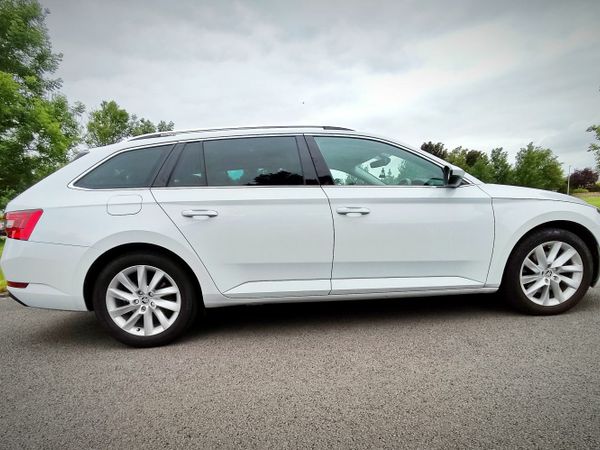Skoda Superb Estate, Diesel, 2016, White