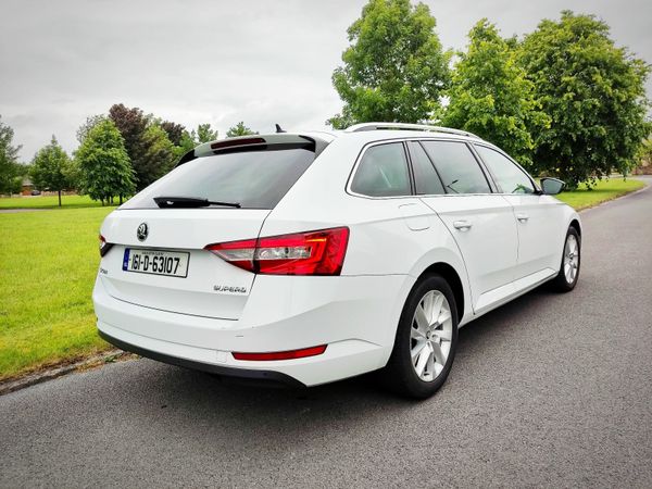 Skoda Superb Estate, Diesel, 2016, White