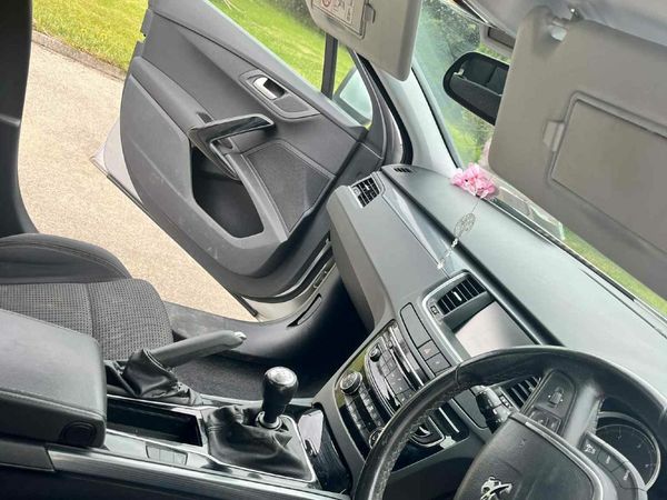 Peugeot 508 Saloon, Diesel, 2014, Grey