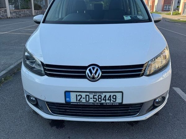 Volkswagen Touran MPV, Petrol, 2012, White