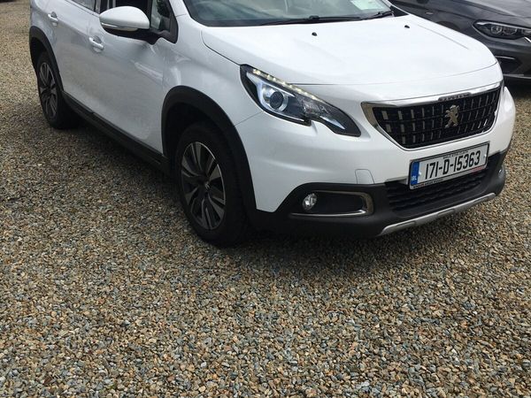 Peugeot 2008 Estate, Petrol, 2017, White