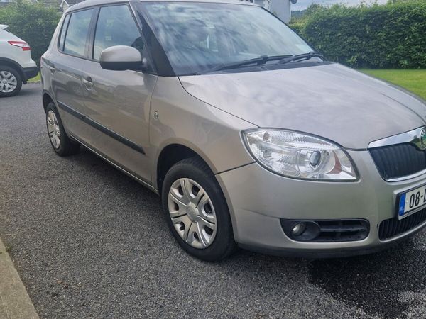 Skoda Fabia Hatchback, Petrol, 2008, Beige
