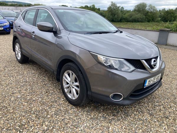 Nissan Qashqai Hatchback, Diesel, 2015, Grey