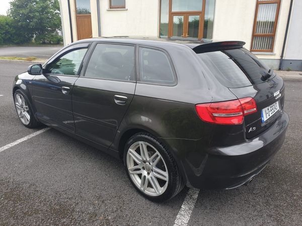 Audi A3 Hatchback, Diesel, 2011, Grey