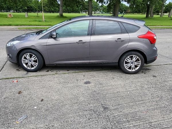 Ford Focus Hatchback, Diesel, 2012, Brown