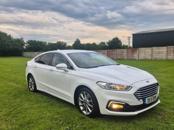 Ford Mondeo Hatchback, Diesel, 2020, White