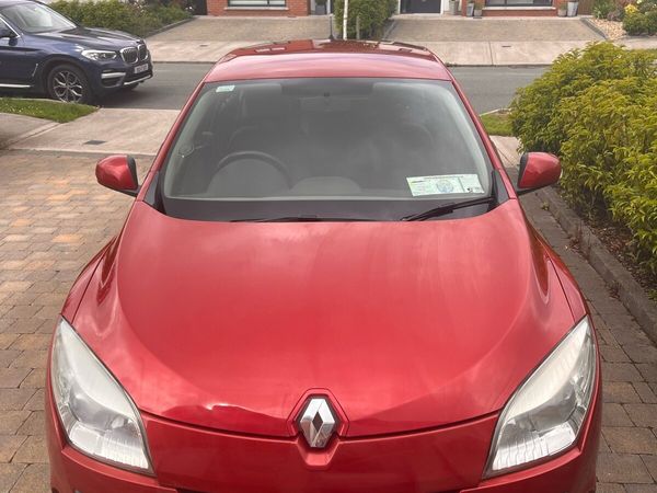 Renault Megane Hatchback, Diesel, 2010, Red
