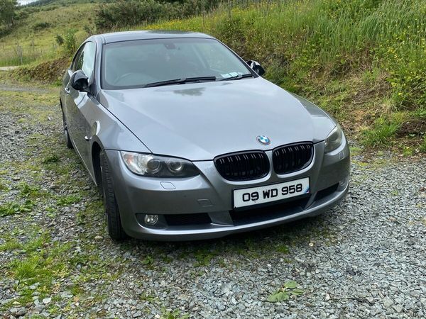 BMW 3-Series Coupe, Diesel, 2009, Grey