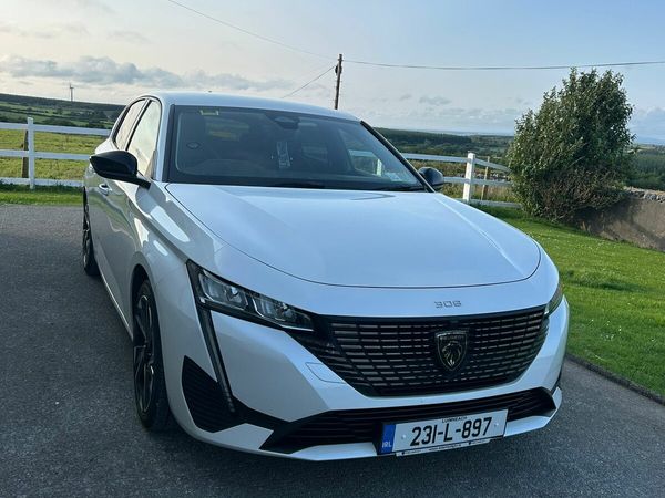 Peugeot 308 Hatchback, Diesel, 2023, White