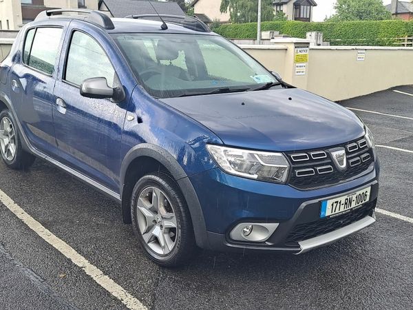 Dacia Sandero Stepway Hatchback, Diesel, 2017, Blue