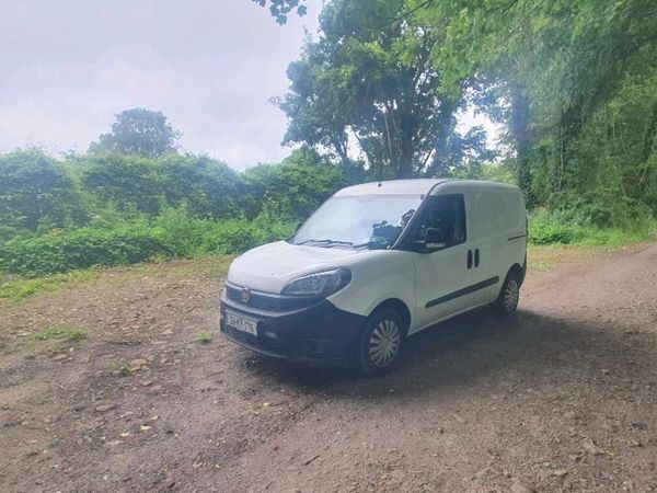 Fiat Doblo MPV, Diesel, 2021, White