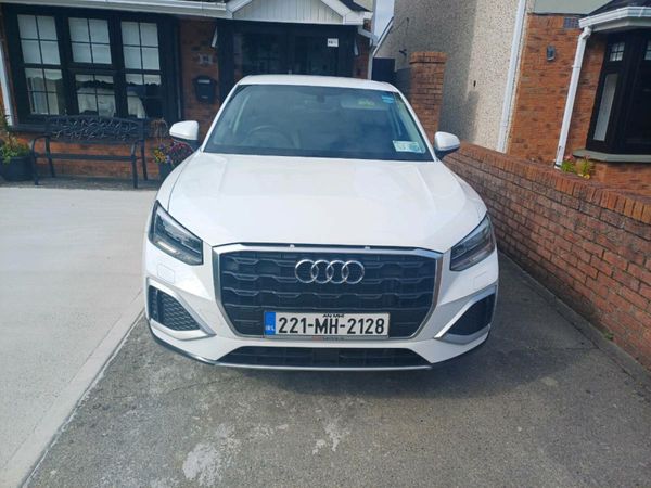 Audi Q2 SUV, Petrol, 2022, White