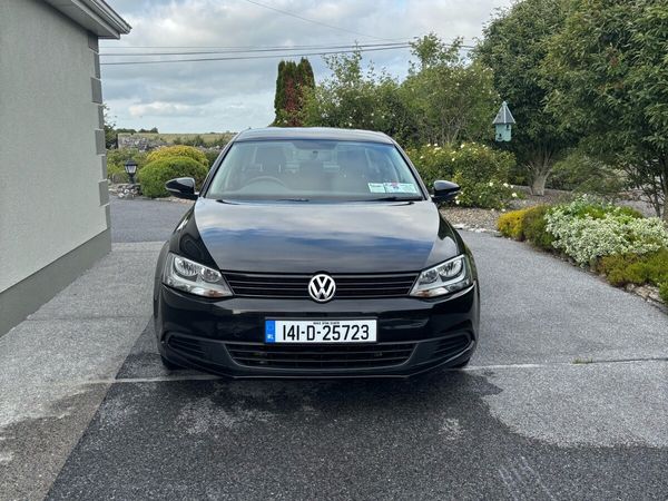 Volkswagen Jetta Saloon, Diesel, 2014, Black