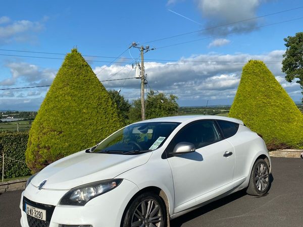 Renault Megane Hatchback, Diesel, 2012, White