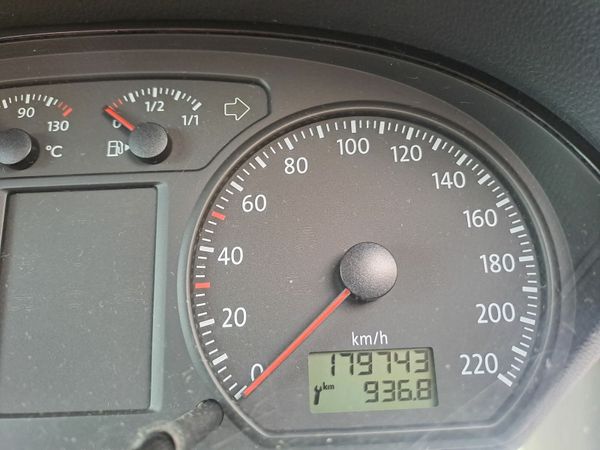 Volkswagen Polo Hatchback, Petrol, 2009, Silver