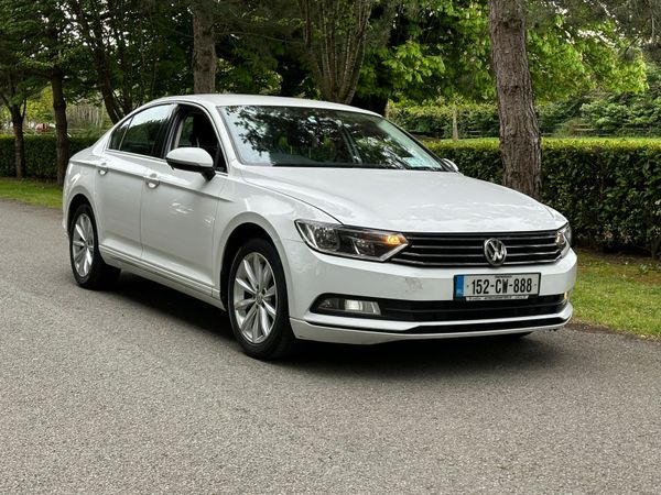 Volkswagen Passat Saloon, Diesel, 2015, White