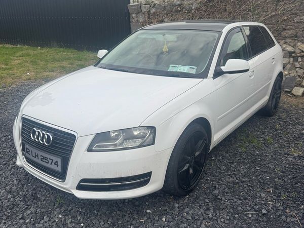Audi A3 Hatchback, Diesel, 2012, White