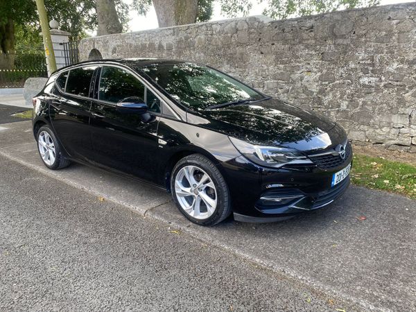 Opel Astra Hatchback, Diesel, 2020, Black