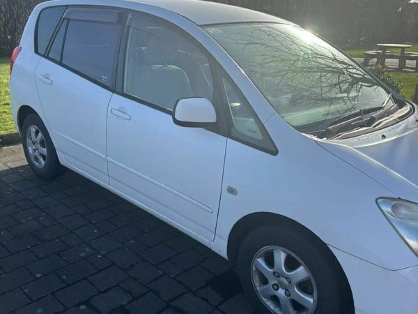 Toyota Corolla MPV, Petrol, 2006, White