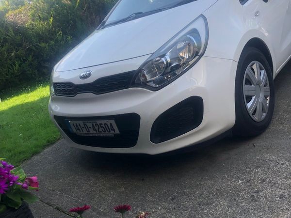 Kia Rio Hatchback, Petrol, 2014, White