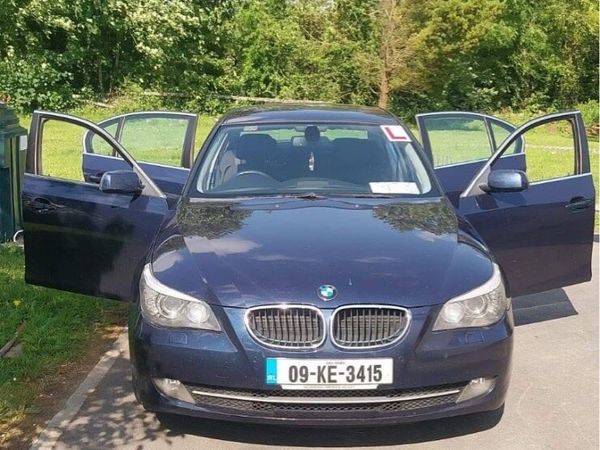 BMW 5-Series Saloon, Diesel, 2009, Blue