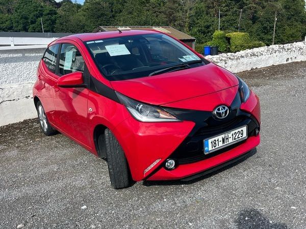 Toyota Aygo Hatchback, Petrol, 2018, Red