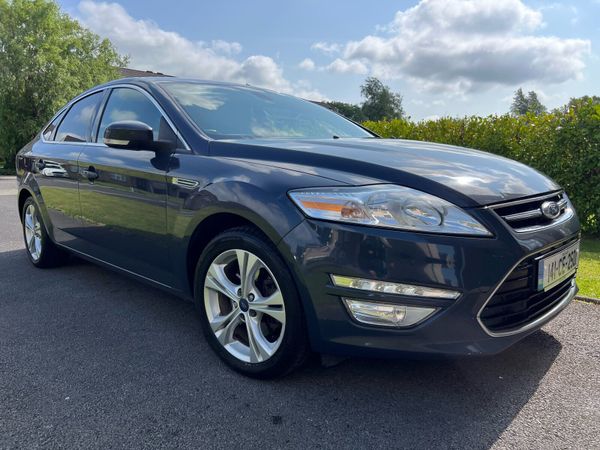 Ford Mondeo Hatchback, Diesel, 2014, Grey