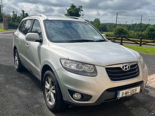Hyundai Santa Fe SUV, Diesel, 2011, Silver