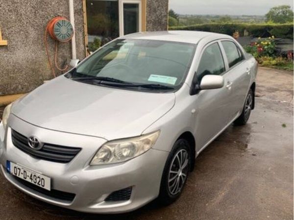 Toyota Corolla Saloon, Diesel, 2007, Silver